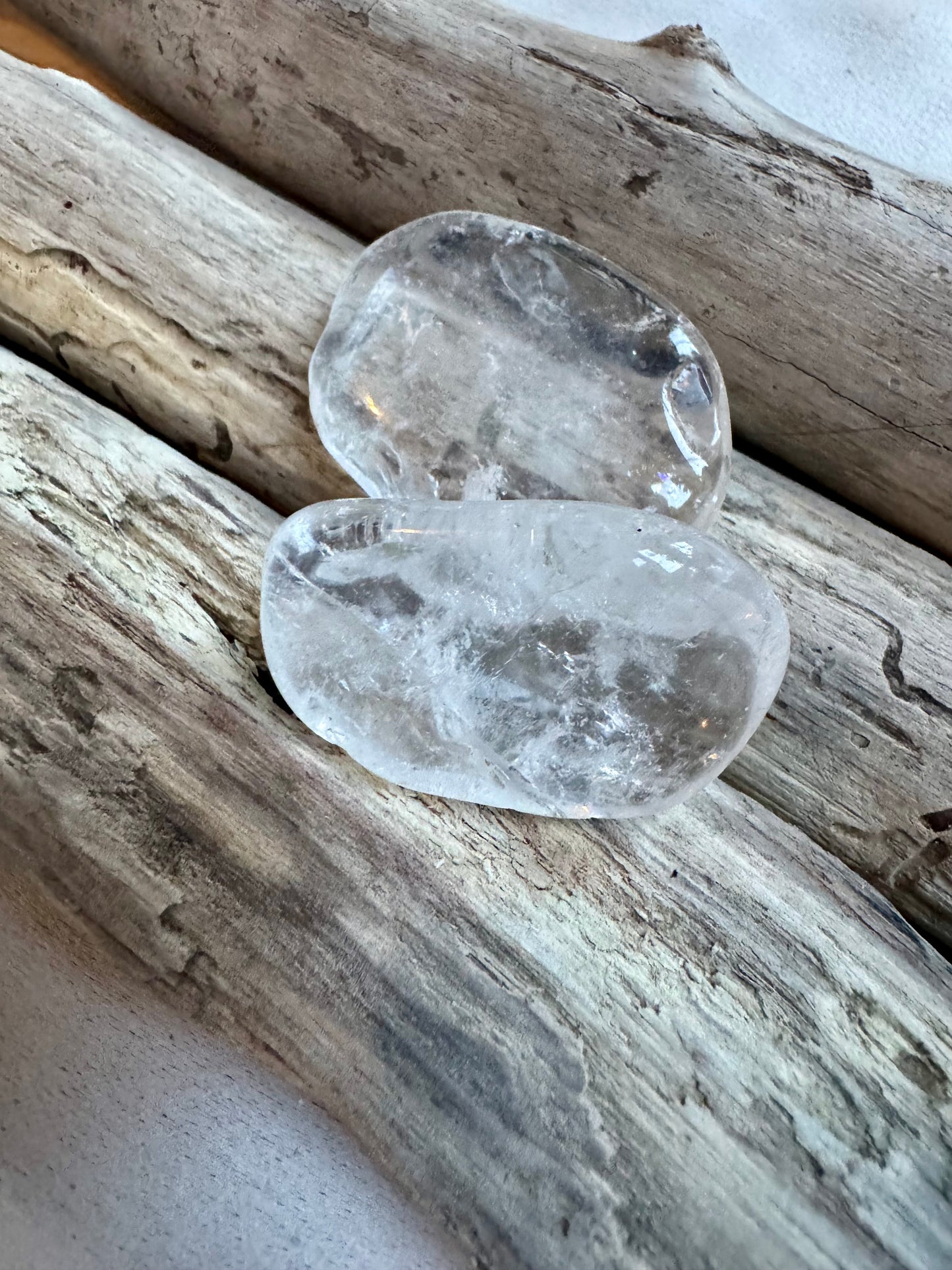 Tumbled clear quartz