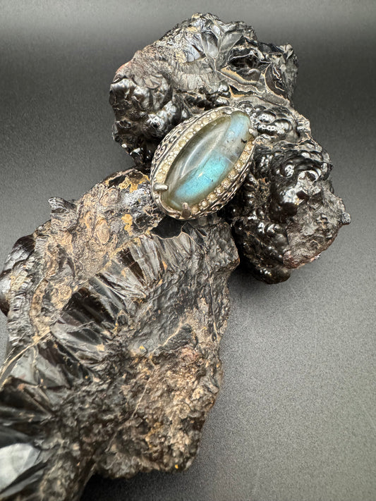 Anello in Argento con Labradorite
