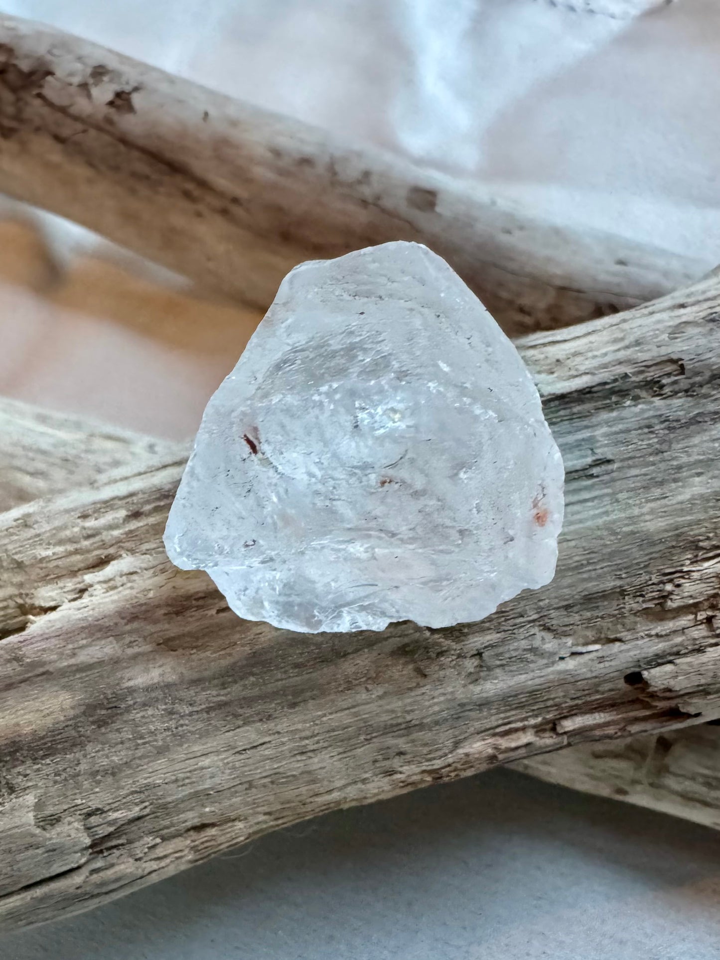 Raw clear quartz