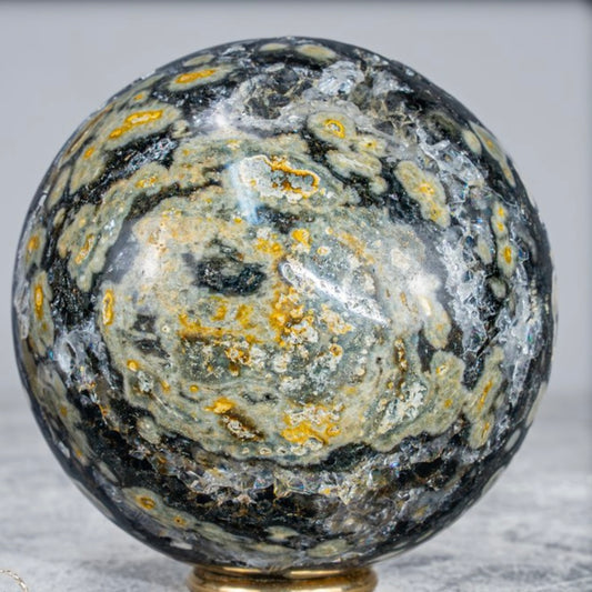 Sfera di diaspro oceanico