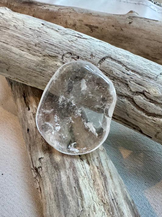 Quarzo ialino burattato