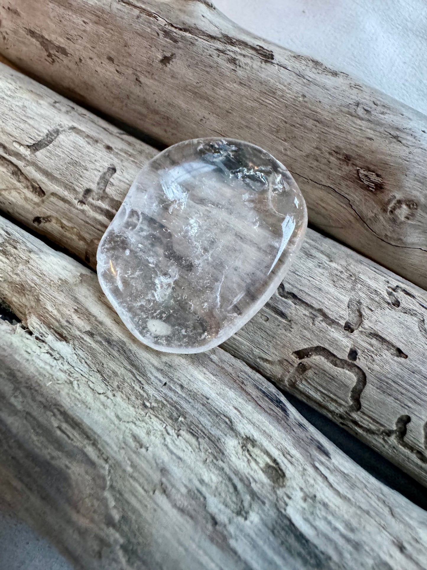 Tumbled clear quartz