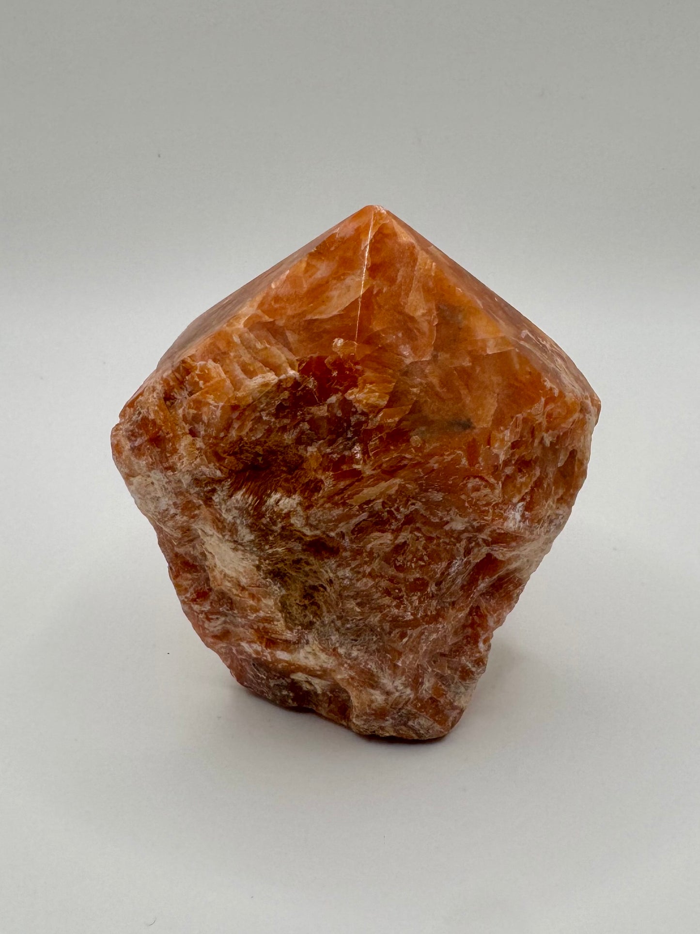 Punta di Calcite Arancione con Base Grezza