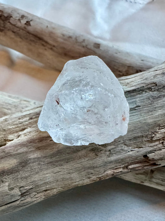 Raw clear quartz