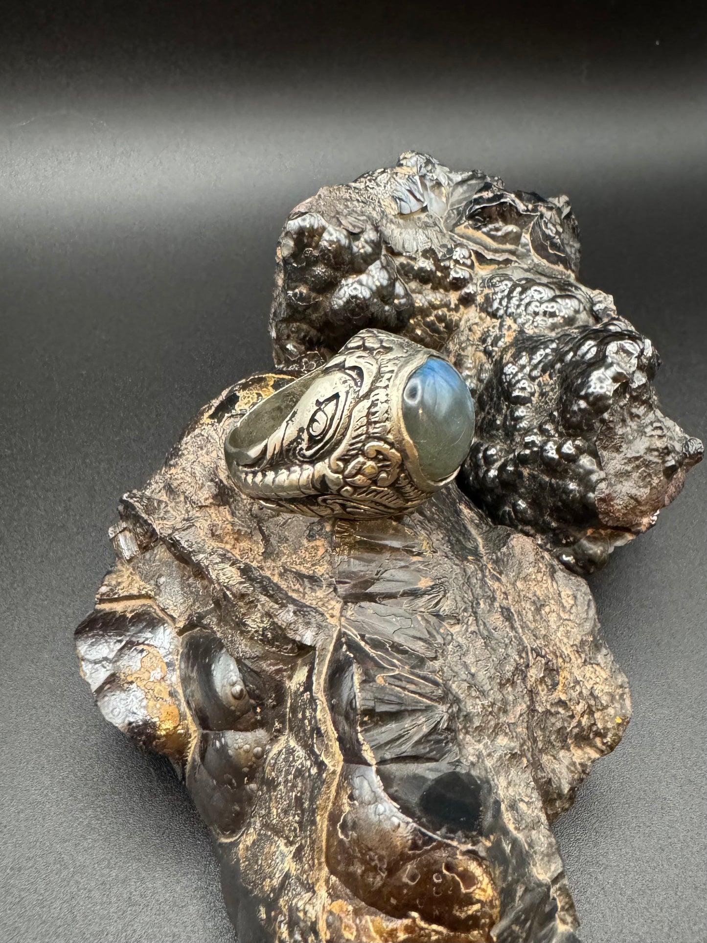Anello in Argento con Labradorite