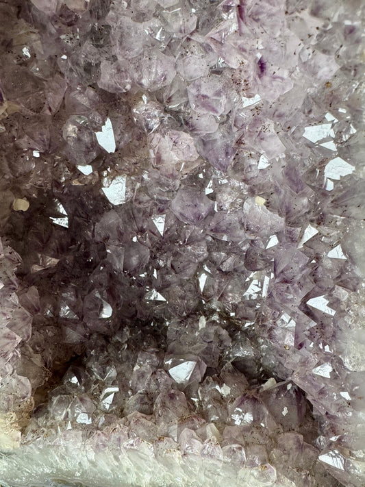 Cattedrale di Ametista Brasiliana – Grande Geode Naturale