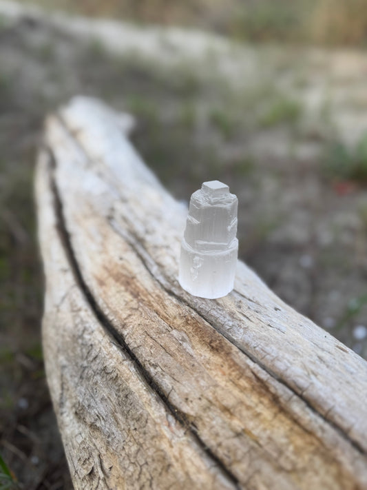 Selenite turrets