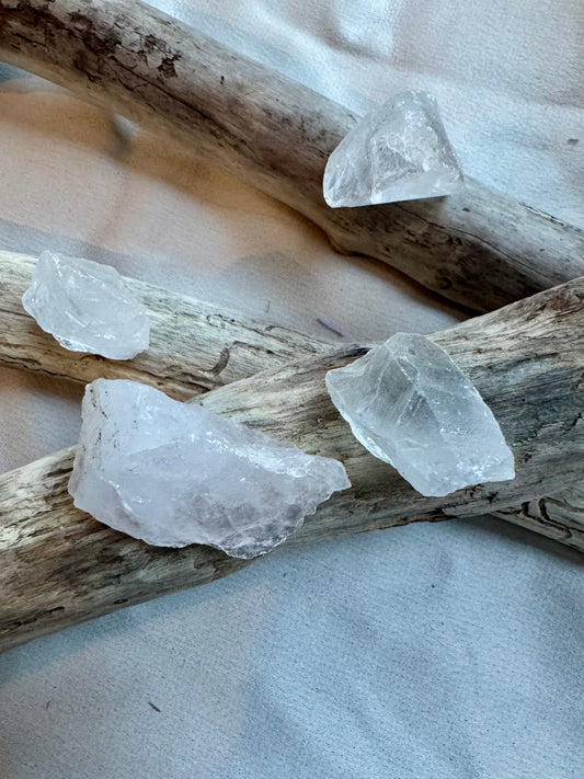 Raw clear quartz