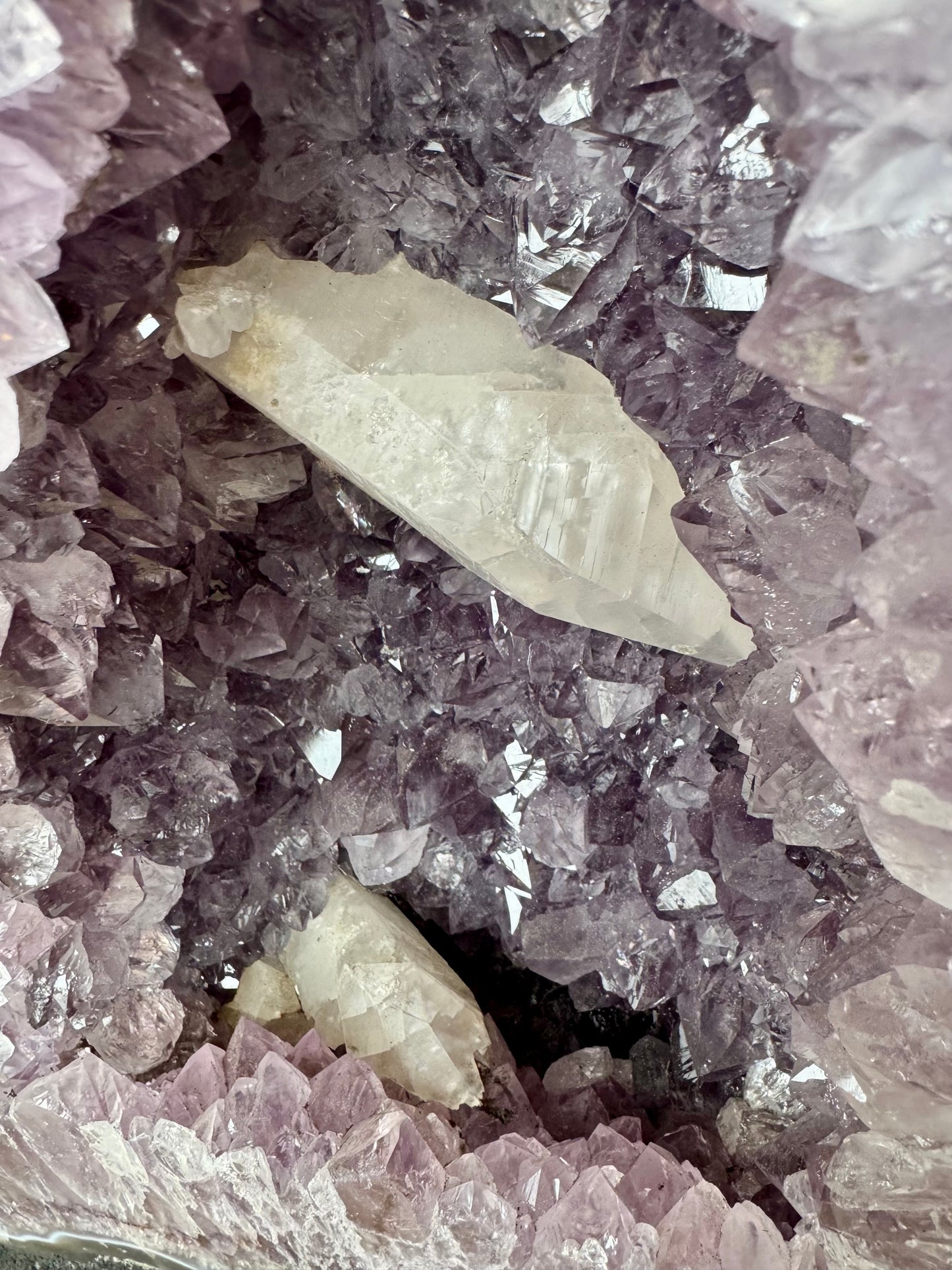 Cattedrale di Ametista con Quarzo Ialino – Brasile