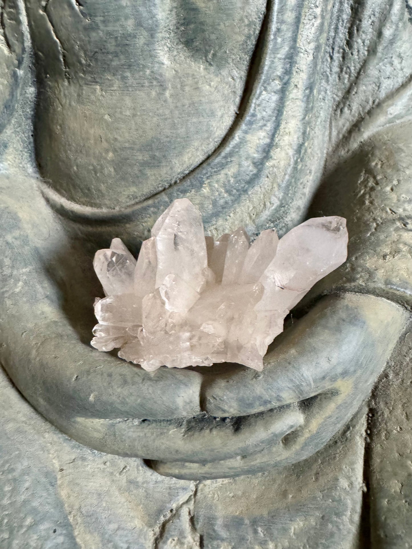 Clear quartz druse