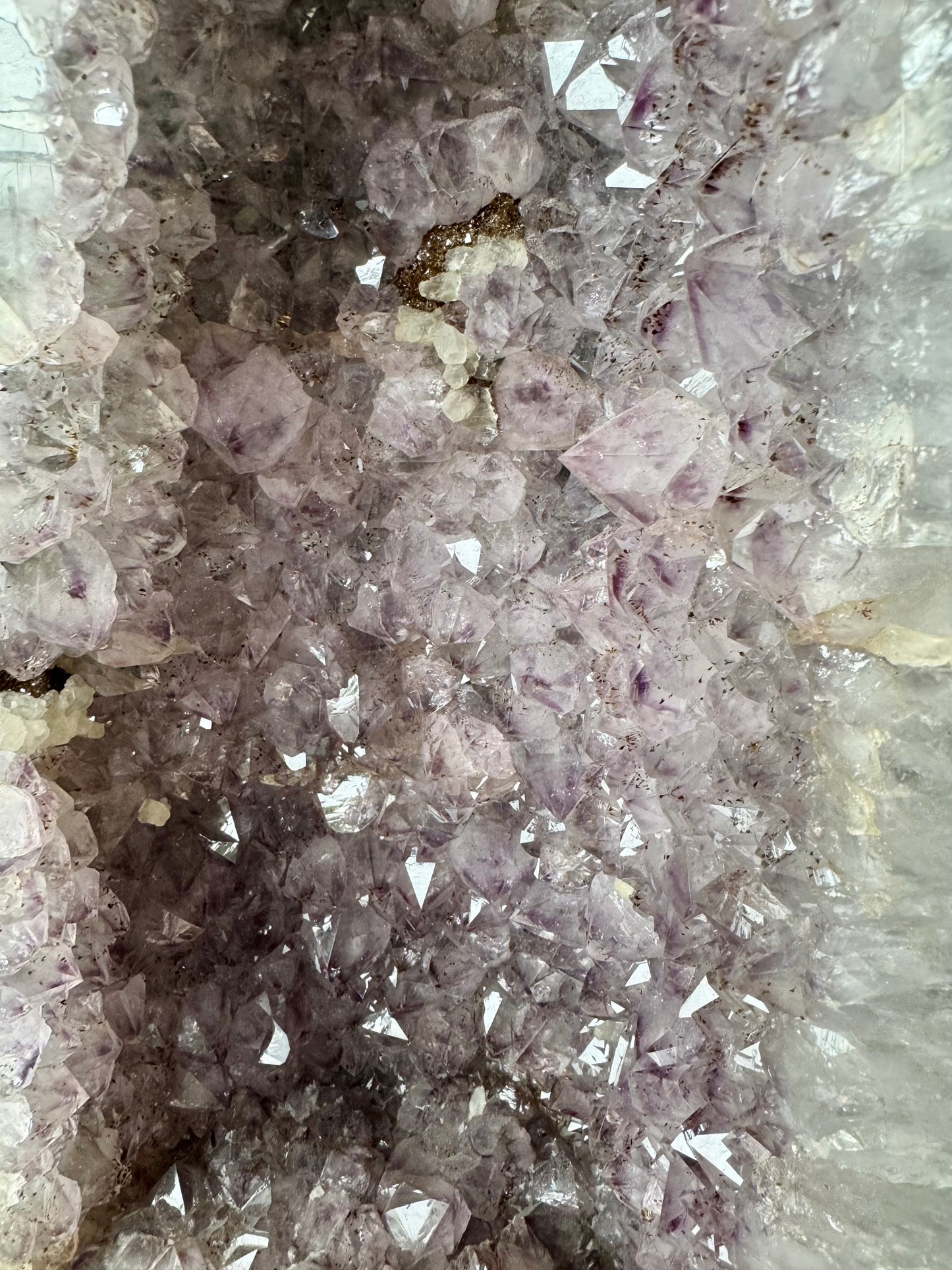 Cattedrale di Ametista Brasiliana – Grande Geode Naturale